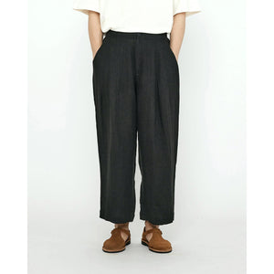 linen pleated trouser in black