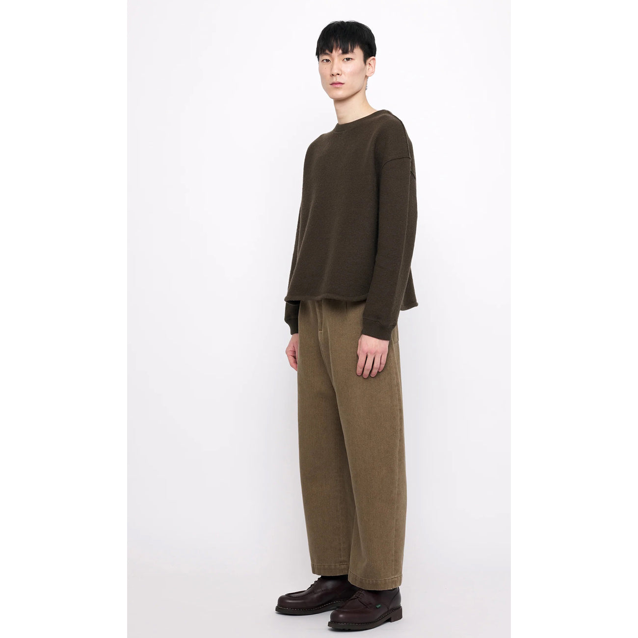 tailored curve leg trouser in washed brown