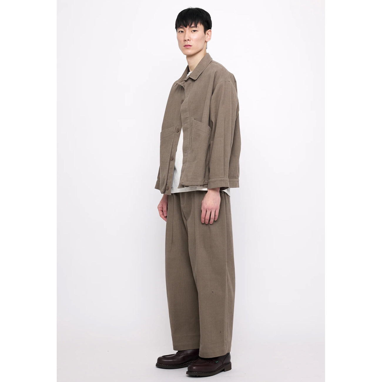 pleated trouser in umber