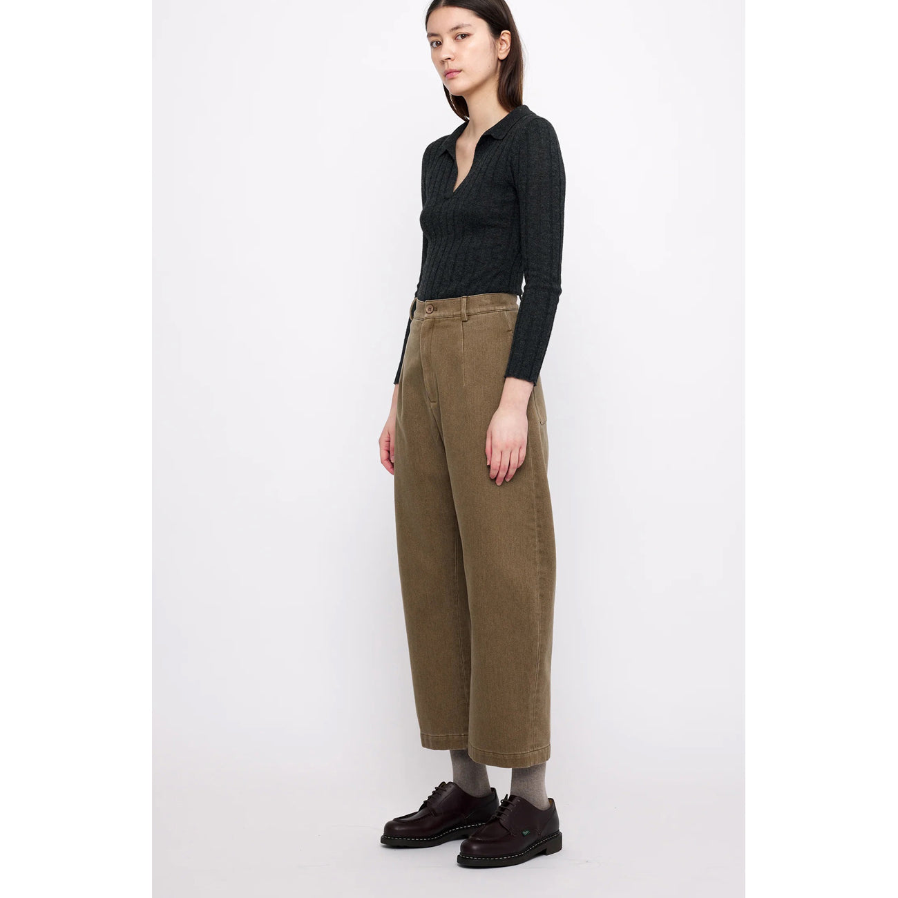 tailored curve leg trouser in washed brown