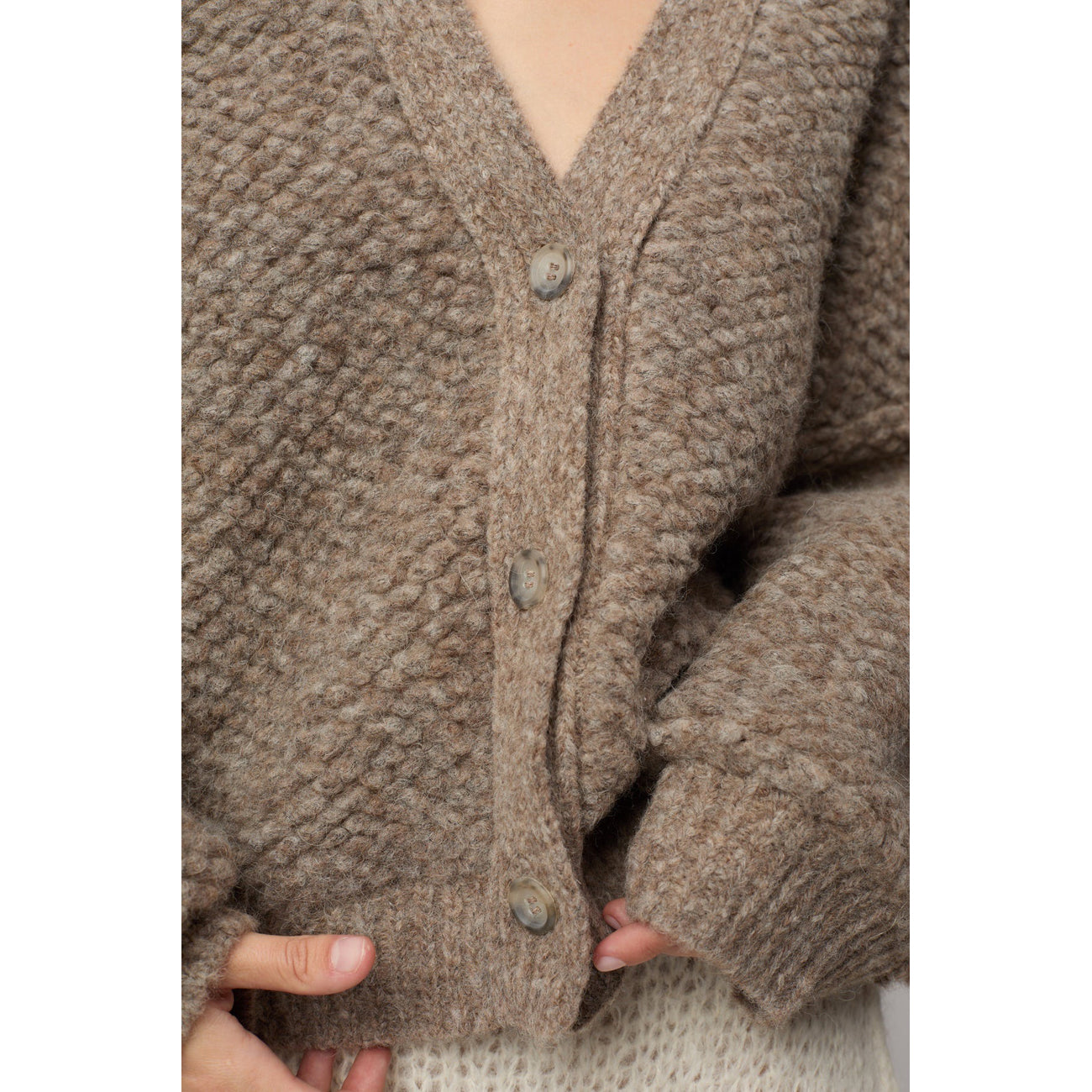 tristan cardigan in deer