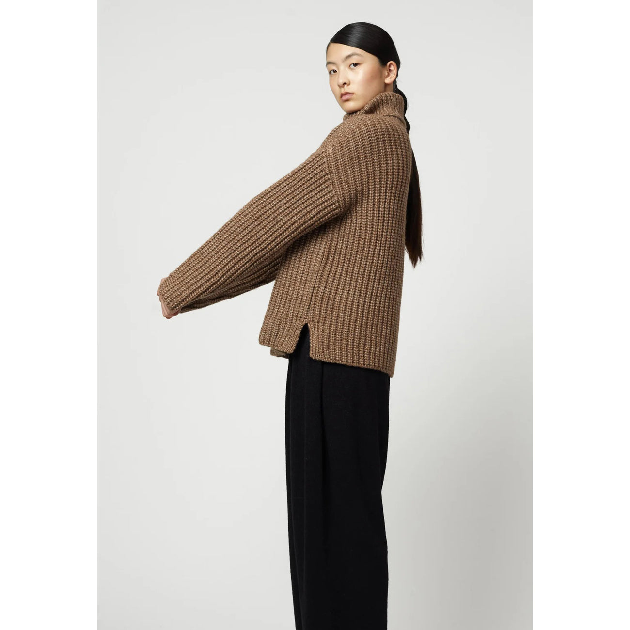 alpaca rib turtleneck in brown