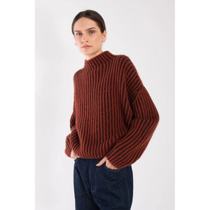 ines sweater in rust