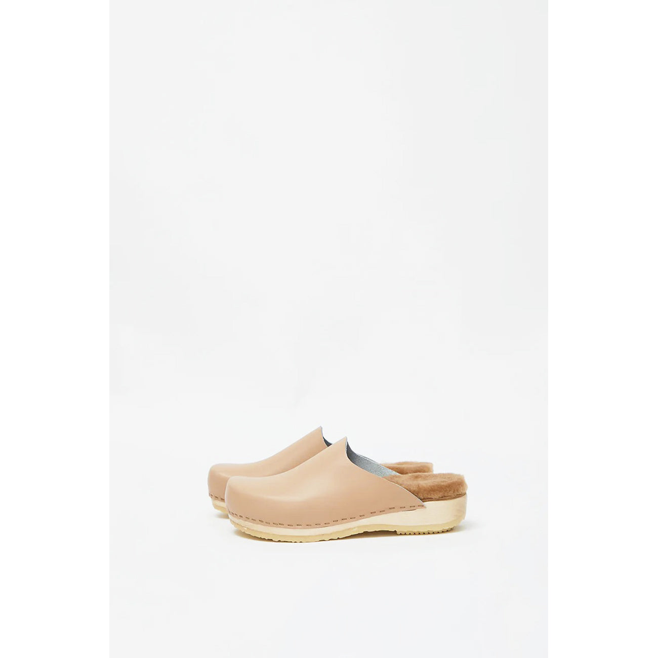 contour clog w/ shearling in camel