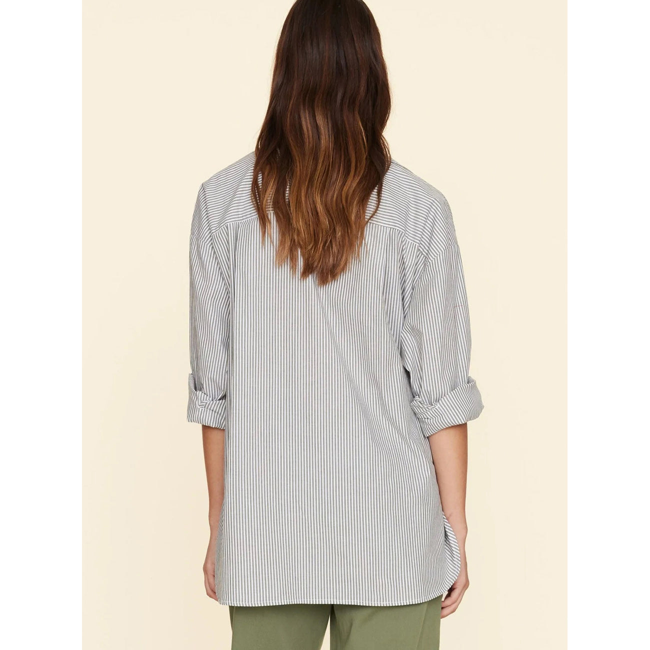 sydney shirt in sage white